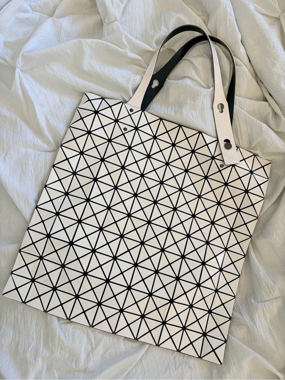 BAOBAO White Geometric Tote Bag with Black Trim